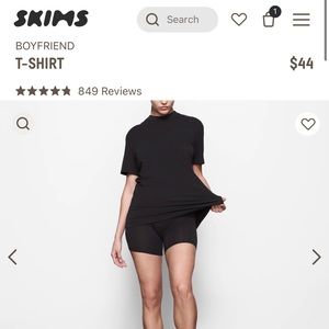 Skims Boyfriend Tee - M - Brand New in bag. Onyx color.